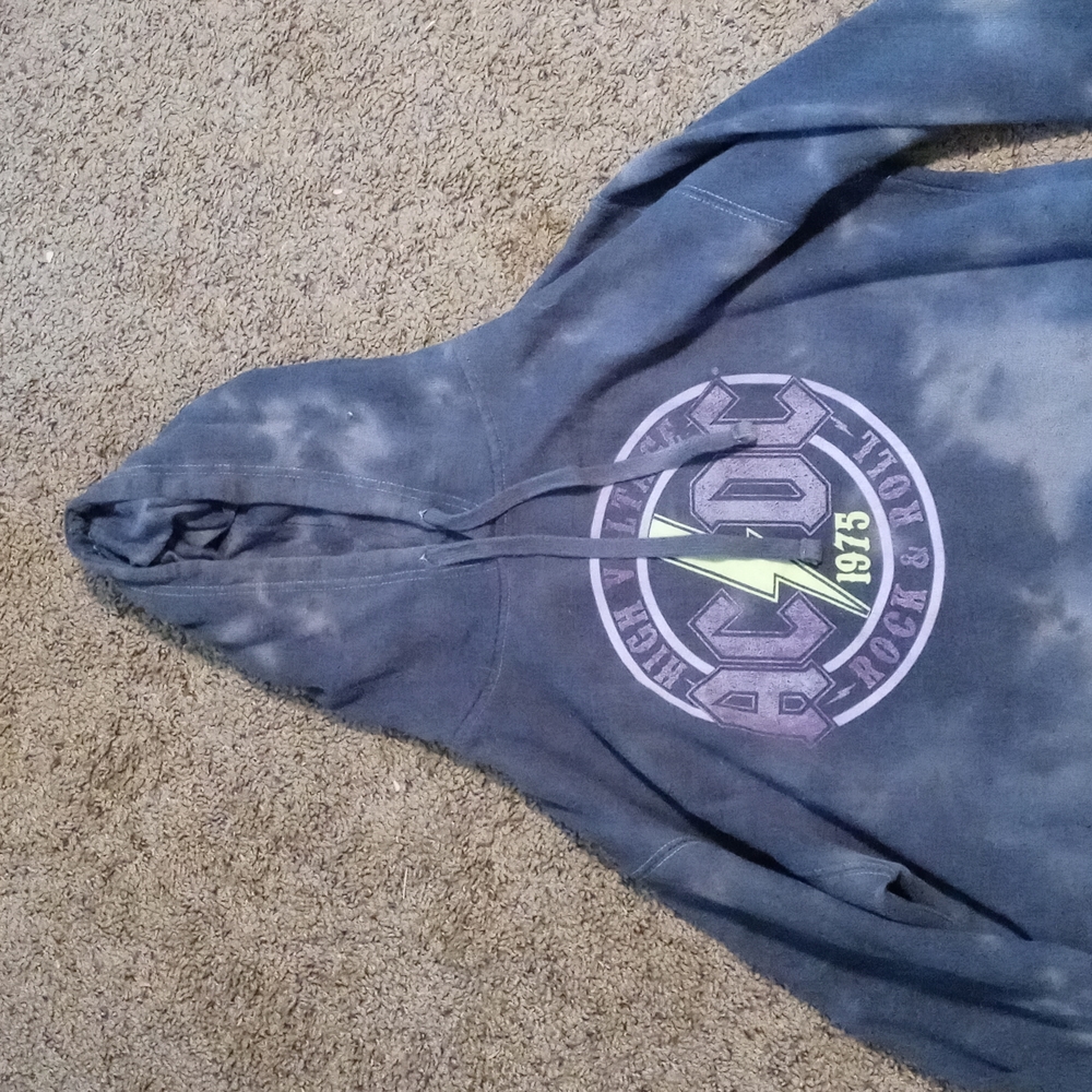 AC/DC hoodie/jumper.